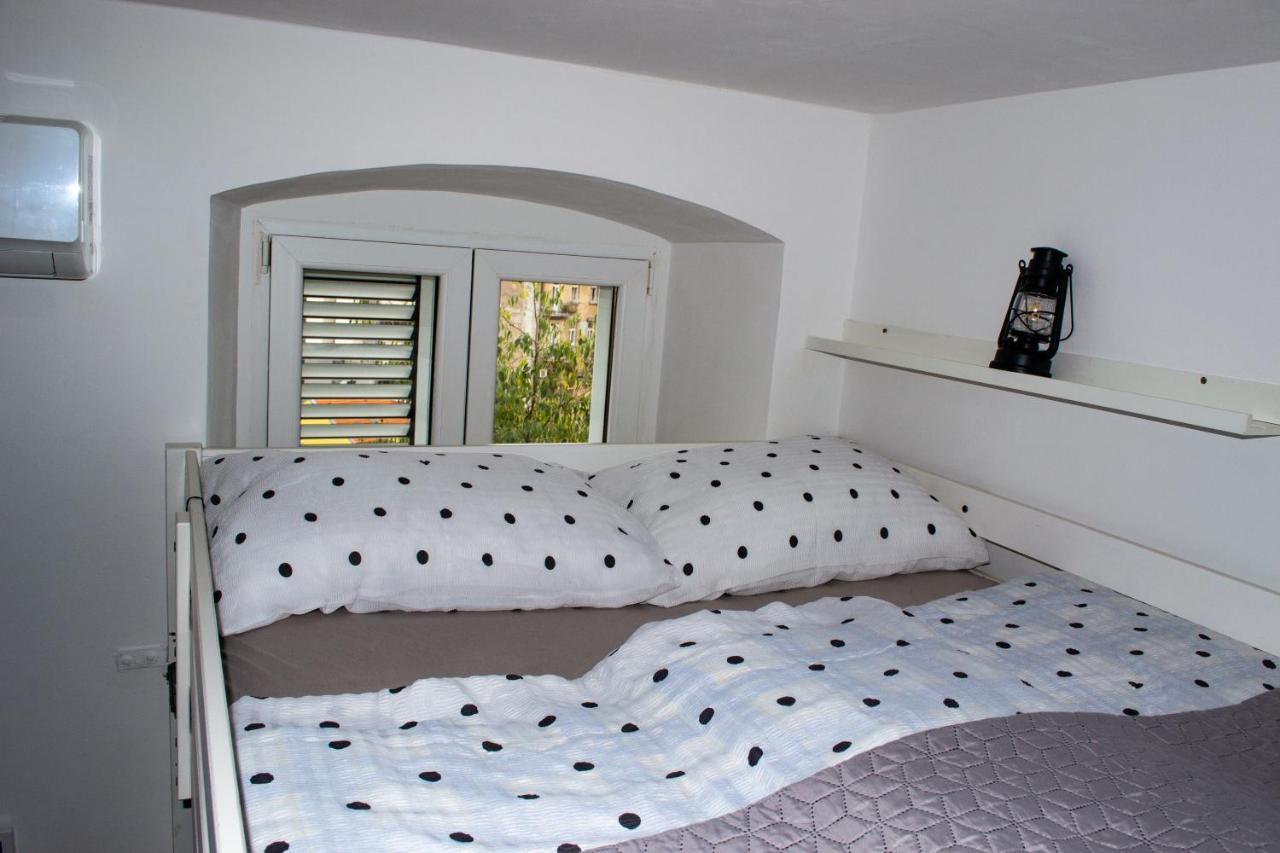 Studio Apartment Kontiki Rijeka Eksteriør bilde